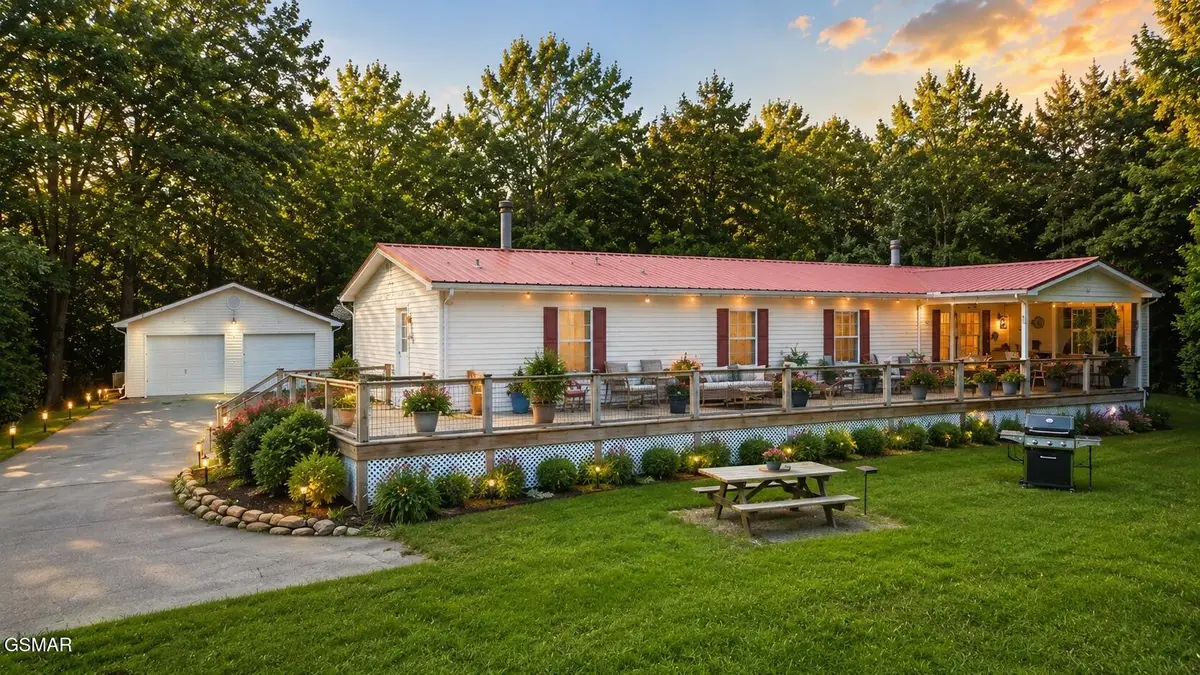 738 Autumns Peak Way, Sevierville, TN 37876 - #1