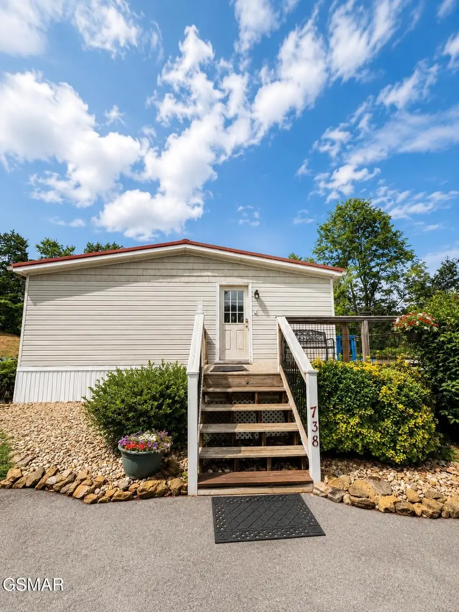 738 Autumns Peak Way, Sevierville, TN 37876 - #2