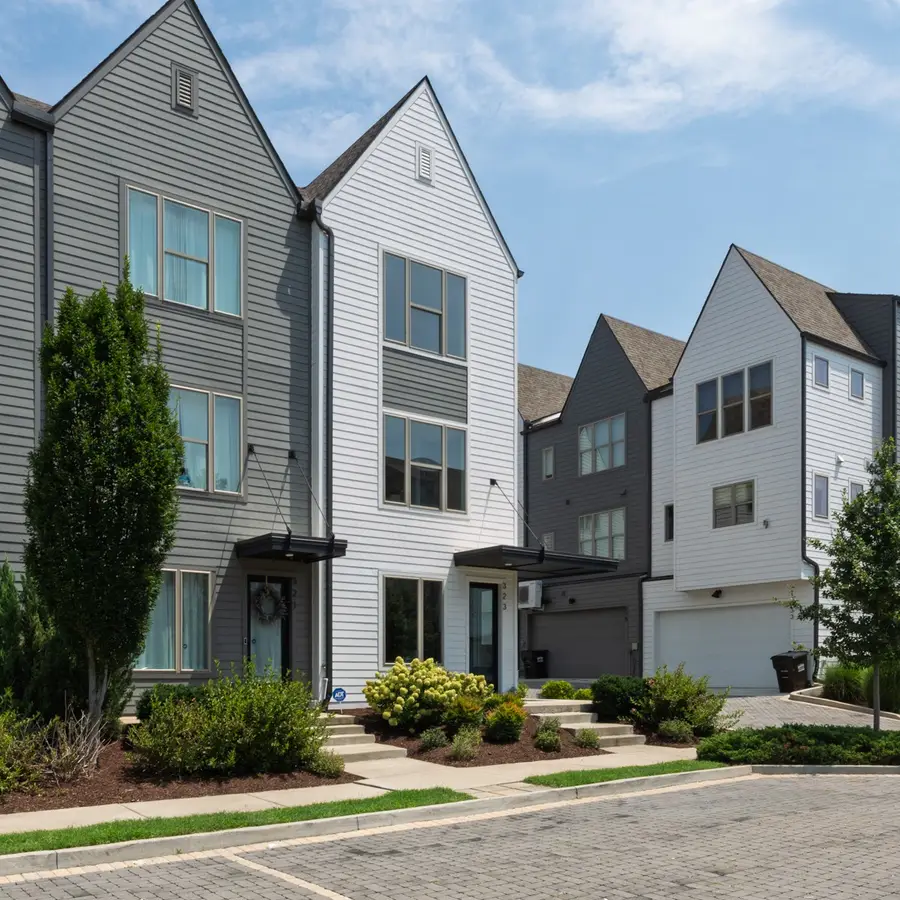 323 East Village Ln, Nashville, TN 37216 - #2