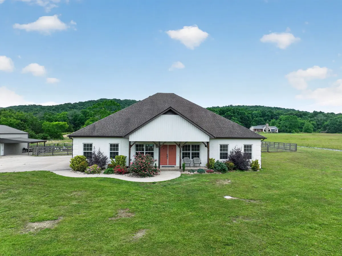 2130 Stewart Creek Rd, Murfreesboro, TN 37129 - #1