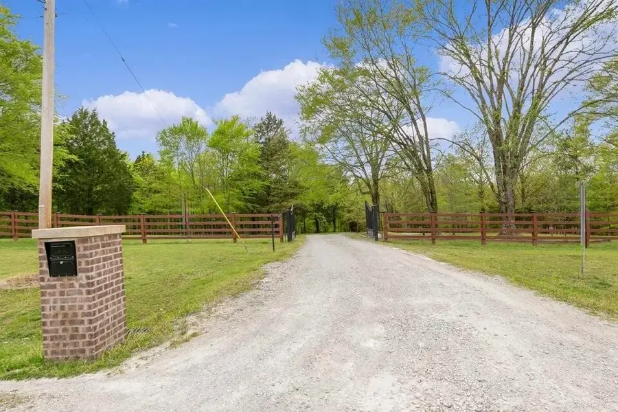138 Herbert Neal Rd, Milan, TN 38358 - #3