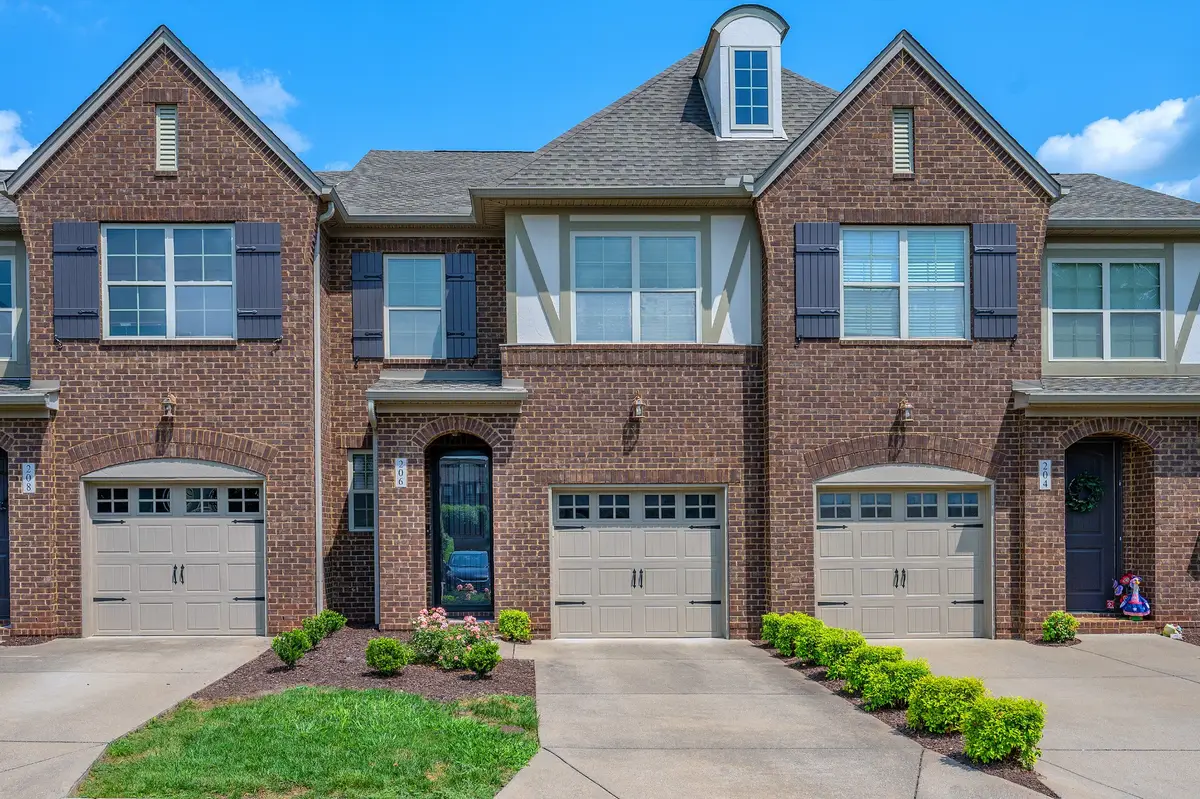 206 Bridge Mill Dr, Mount Juliet, TN 37122 - #1