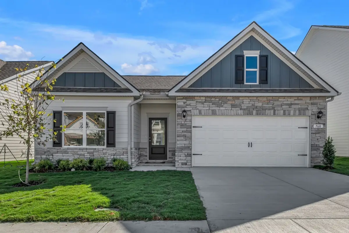 506 Charing Cross Dr, Lebanon, TN 37087 - #1