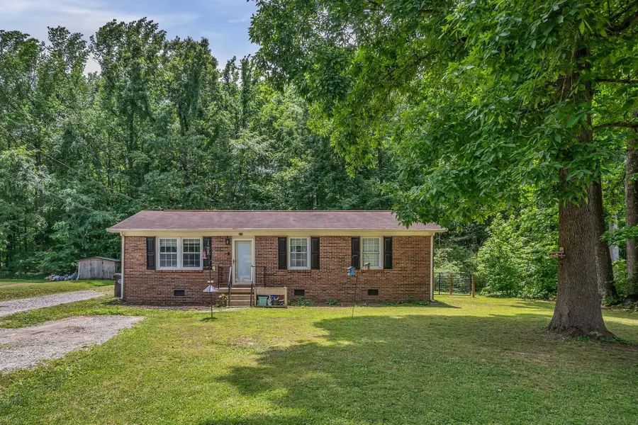 814 Cherokee Dr, New Johnsonville, TN 37134 - #2