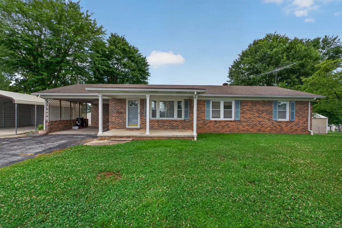 3035 Monterey Hwy, Sparta, TN 38583 - #1