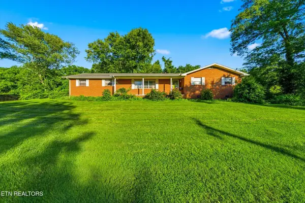 4904 Guinn Rd, Knoxville, TN 37931