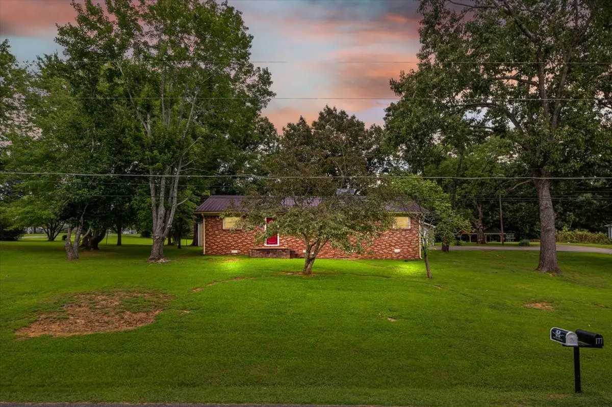 166 Parrish Ln, McEwen, TN 37101 - #1