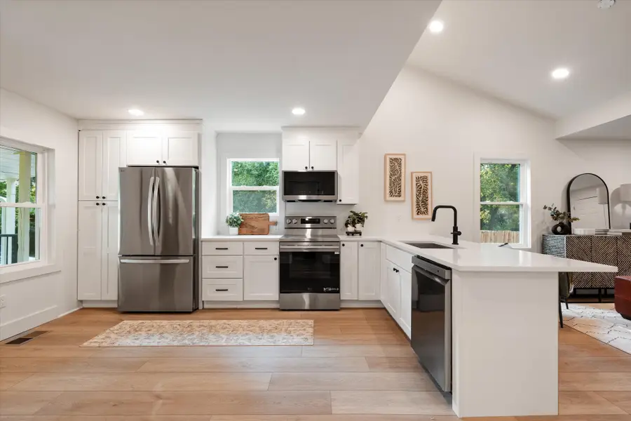 871 Carter St, Nashville, TN 37206 - #3