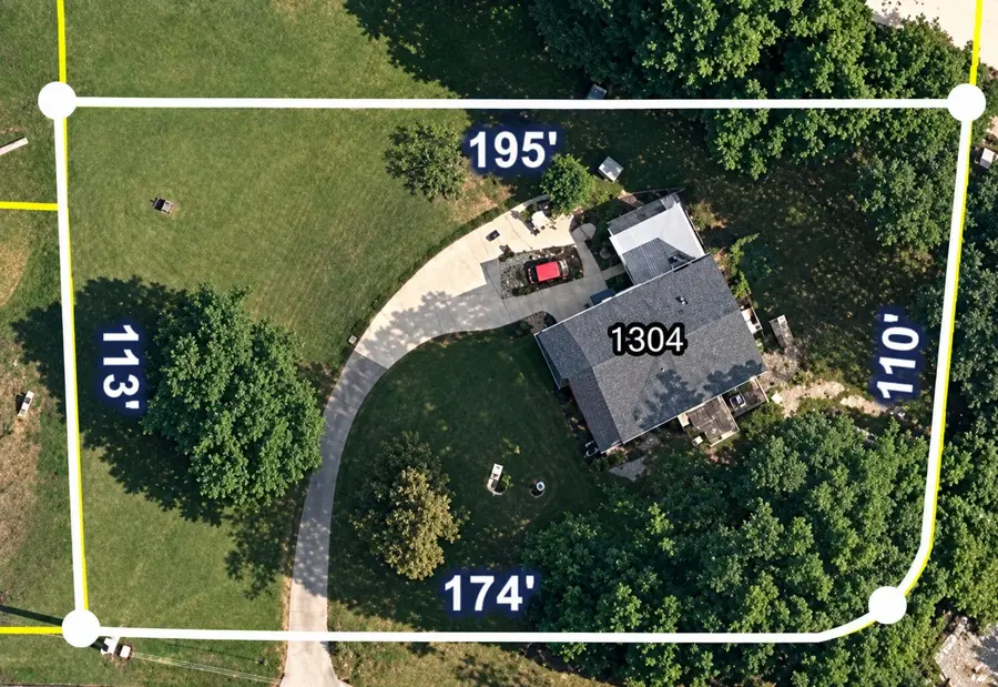 1304 Breeze Ln, Clarksville, TN 37040 - #2