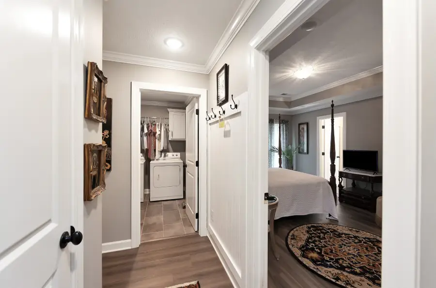 102 Gatewick Dr, Jackson, TN 38305 - #3