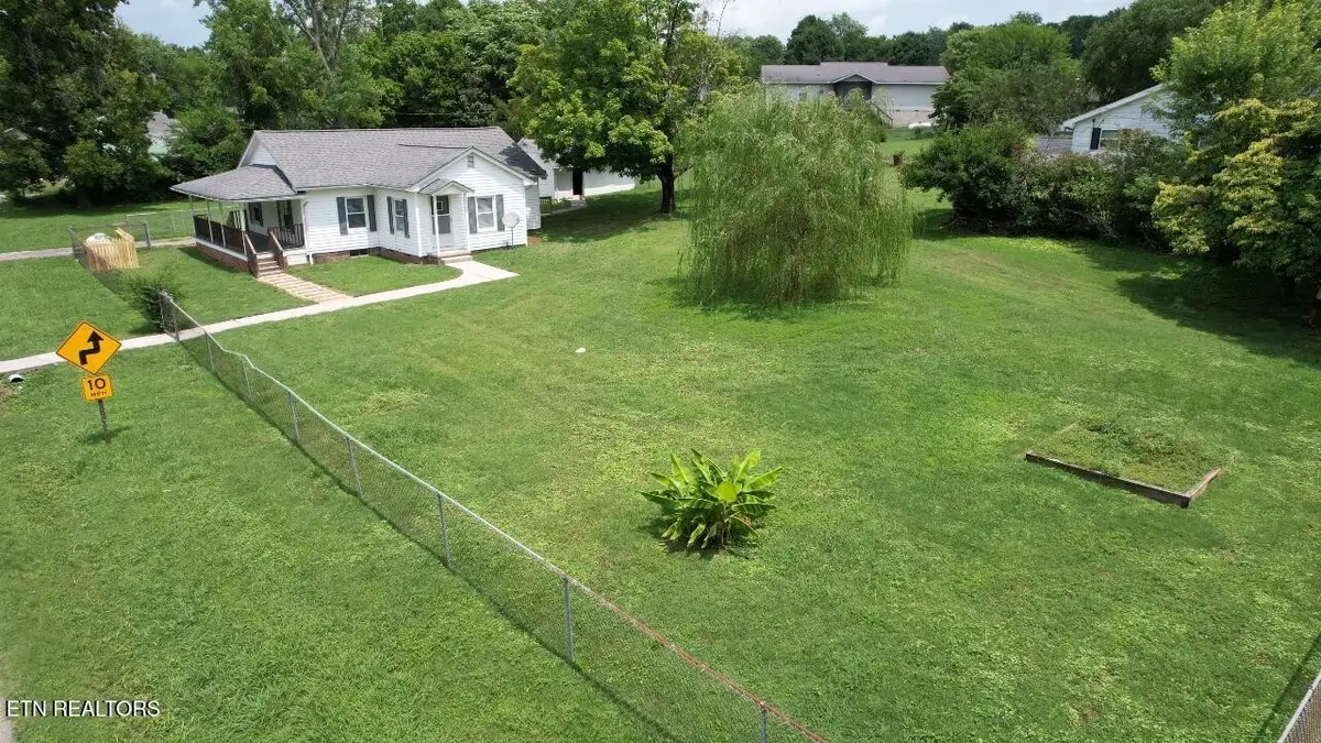 2330 Mitchell Ave, Maryville, TN 37804 - #1
