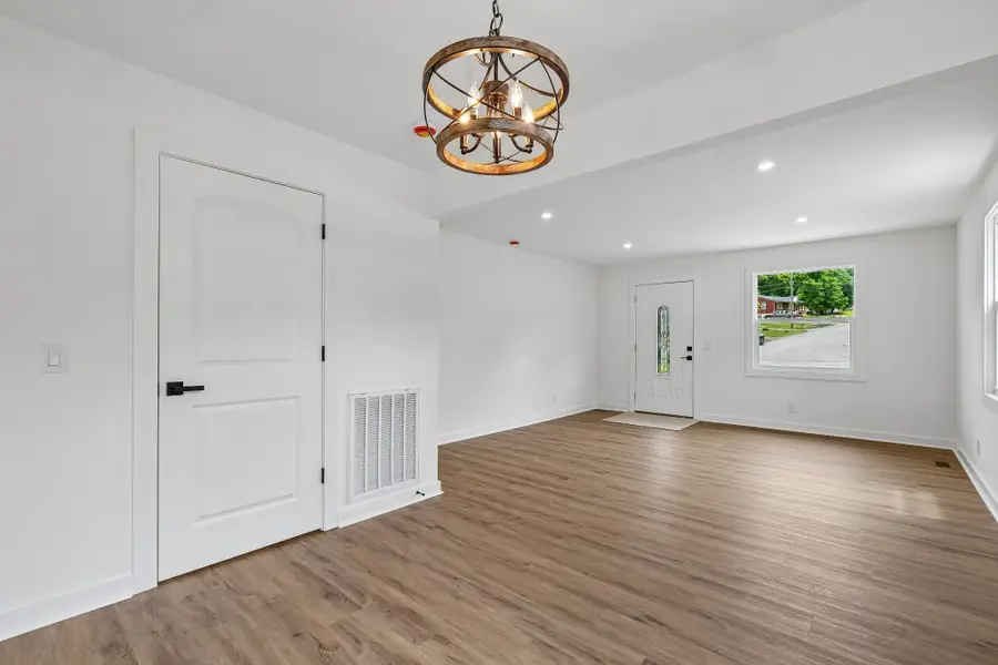 711 Elissa Dr, Nashville, TN 37217 - #3