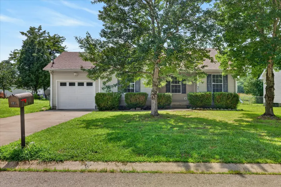 221 Grant Ave, Oak Grove, KY 42262 - #3