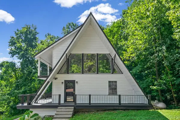 7 Valley Dr, Cadiz, KY 42211