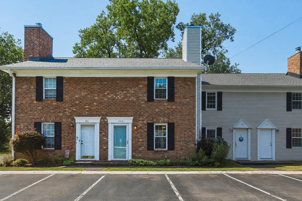 286 Donna Dr #B, Hendersonville, TN 37075 - #1