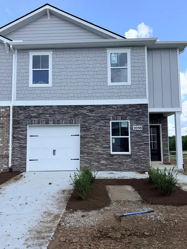 2098 Widgeon Point, Lebanon, TN 37090