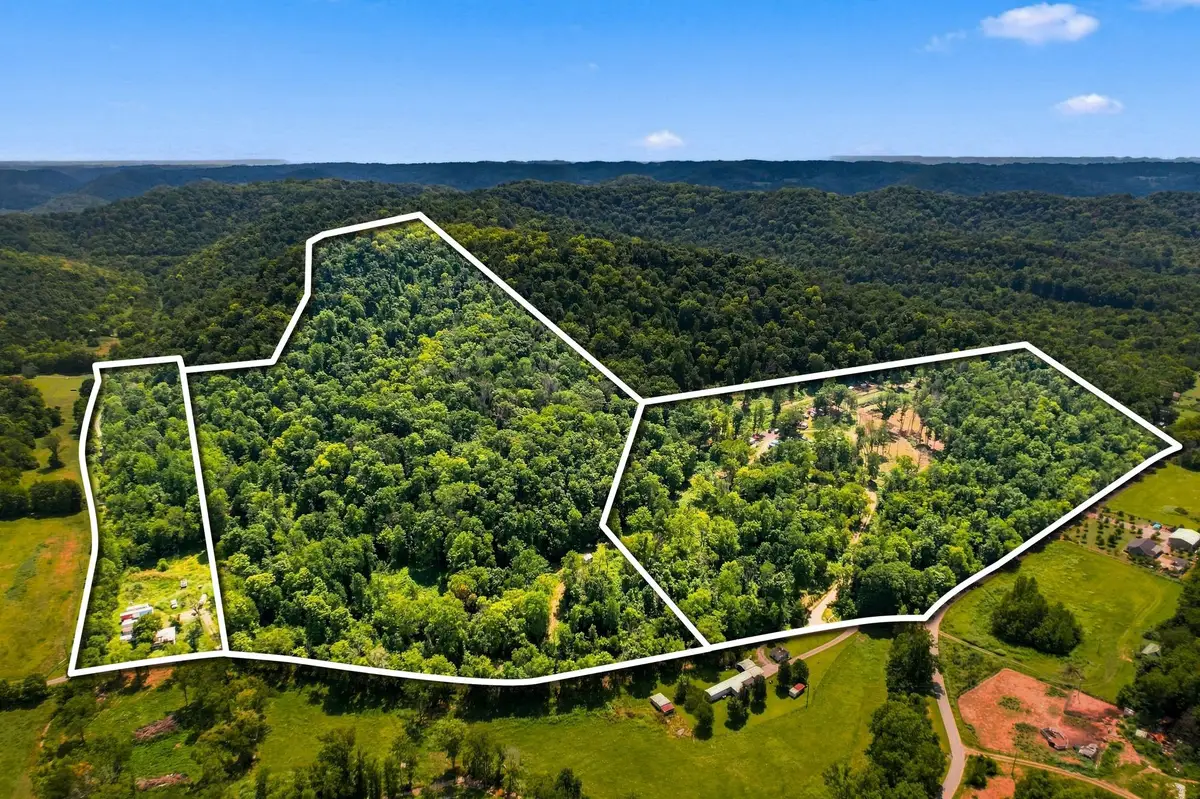 5056 Claiborne Ln, Hartsville, TN 37074 - #1