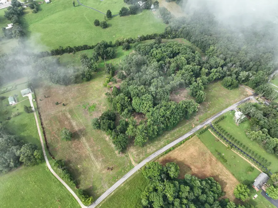 258 Lake Westmoreland Rd, Westmoreland, TN 37186 - #3