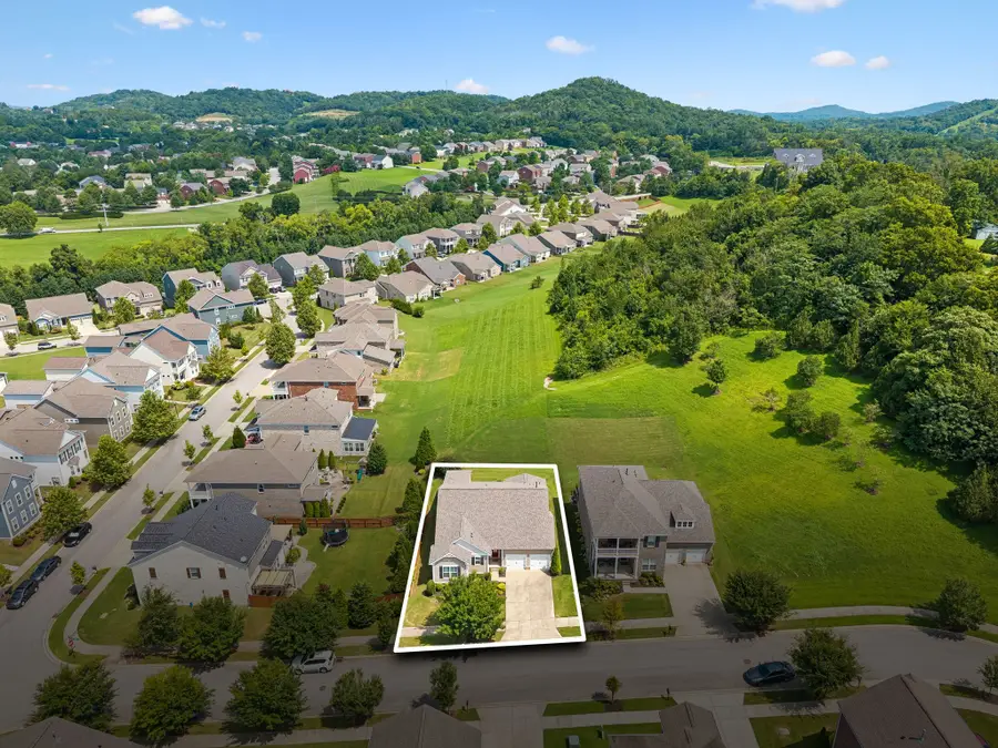 1807 Lanceford Ct, Franklin, TN 37067 - #2