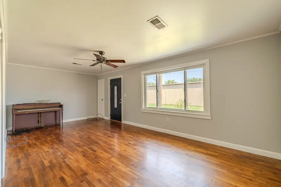 111 N Elm St, Adamsville, TN 38310 - #3