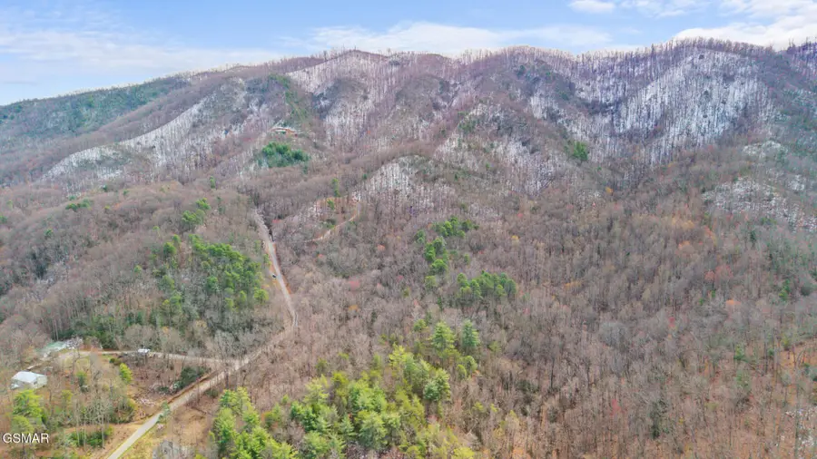 4046 Forest Trails Drive, Sevierville, TN 37876 - #2