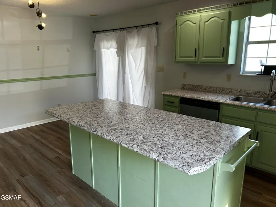 151 W Meeting Street, Dandridge, TN 37725 - #2