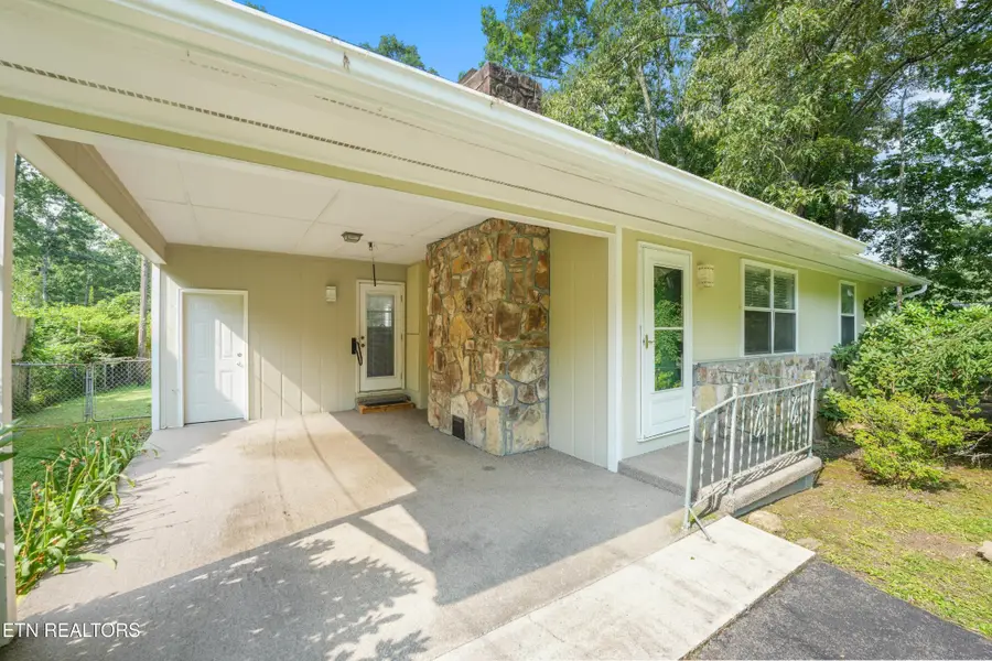 9136 Hondo Drive, Crossville, TN 38572 - #2