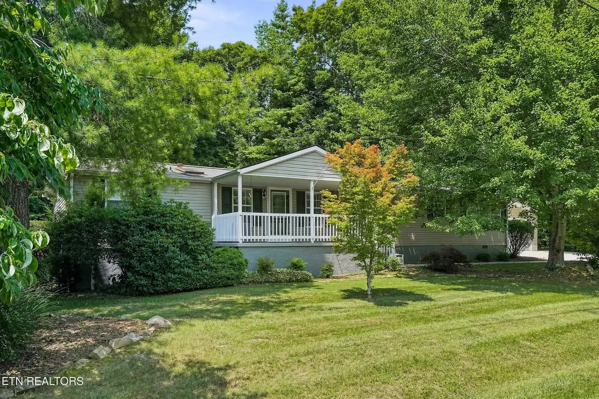 128 Prestonwood Drive, Crossville, TN 38558 - #1