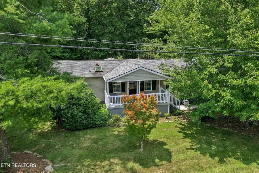 128 Prestonwood Drive, Crossville, TN 38558 - #2