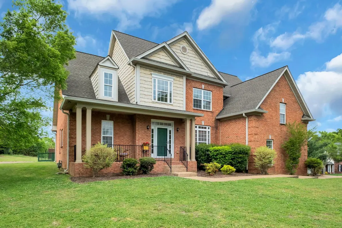 613 Regent Park Dr, Mount Juliet, TN 37122 - #1