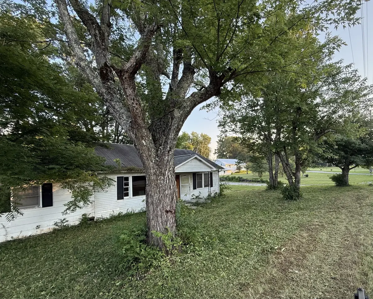 682 Hwy 68, Crossville, TN 38555 - #1