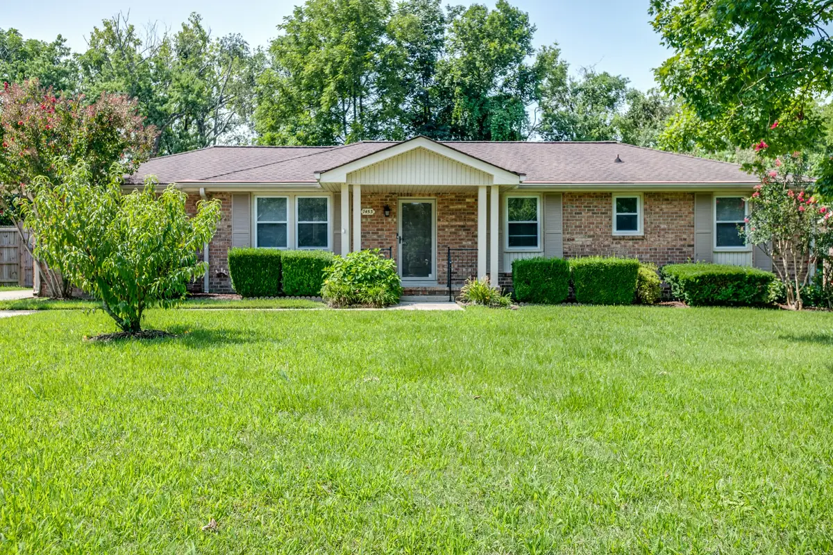 7453 Harrow Dr, Nashville, TN 37221 - #1