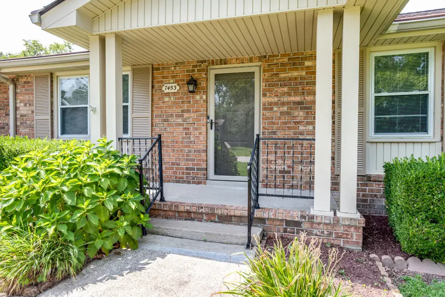 7453 Harrow Dr, Nashville, TN 37221 - #2