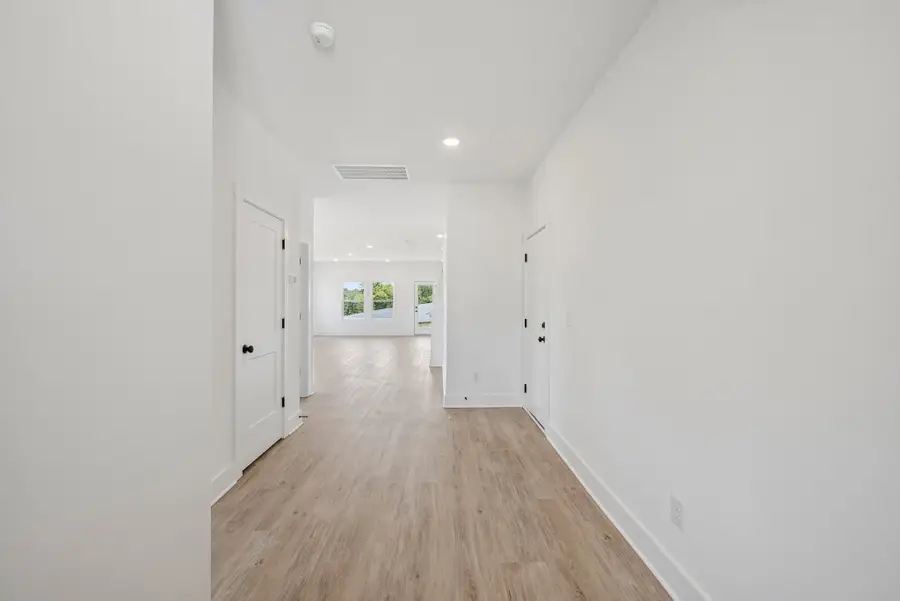 3204 Gravity Dr, Columbia, TN 38401 - #2