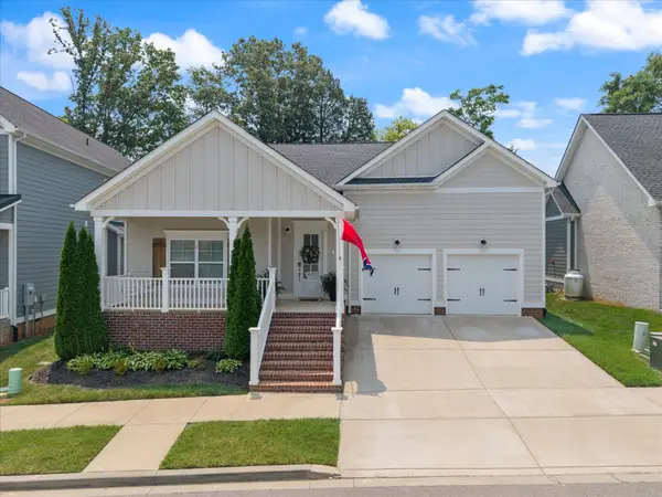 132 Daniel St, Pleasant View, TN 37146