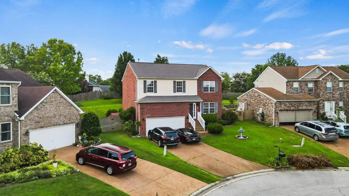 7020 Timber Oak Dr, Mount Juliet, TN 37122 - #1