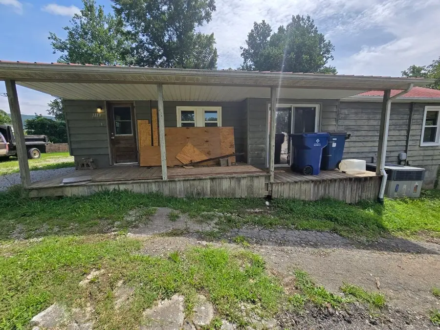 1113 And 1109 Old Roane St, Harriman, TN 37748 - #3