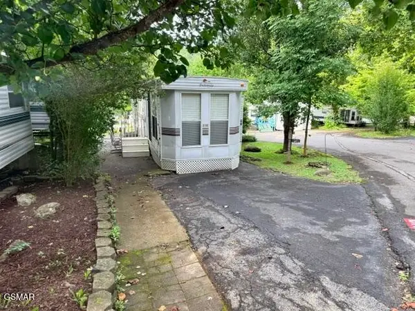 4229 E Parkway Pky. Lot #119, Gatlinburg, TN 37738