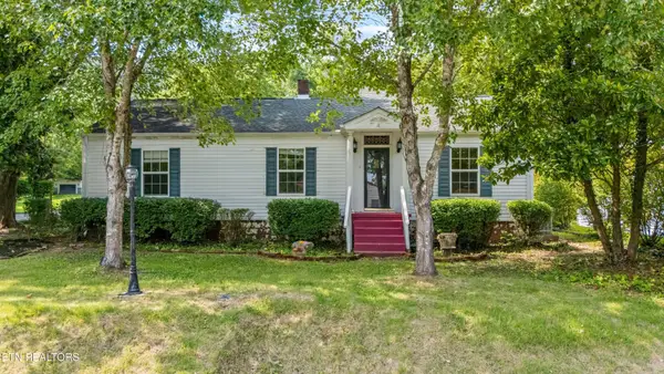 702 Meadowview Drive, Harriman, TN 37748