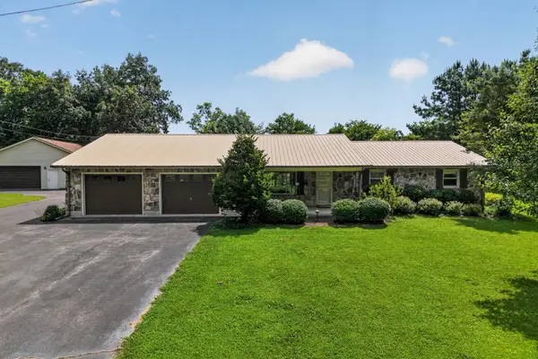 705 Highland Dr, Crossville, TN 38572