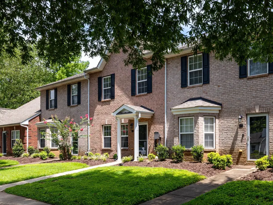 134 Alexander Dr, Franklin, TN 37064 - #2
