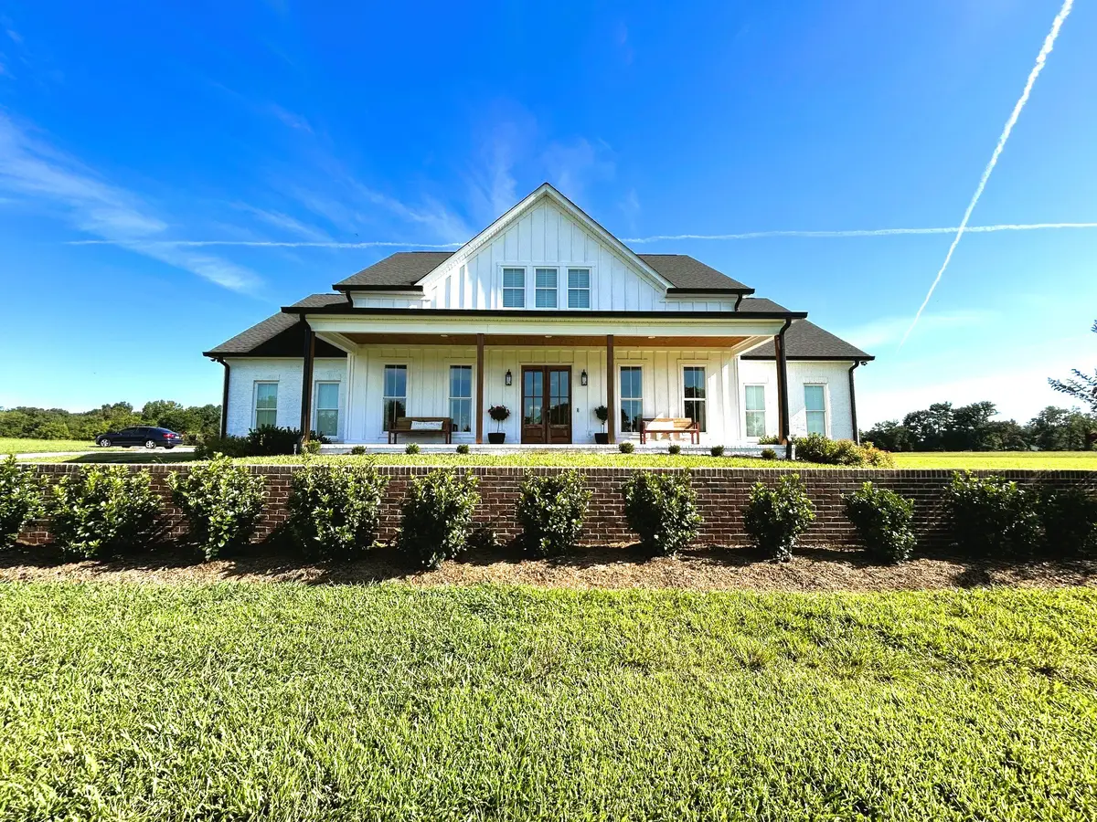 127 Bosham Rd, Westmoreland, TN 37186 - #1