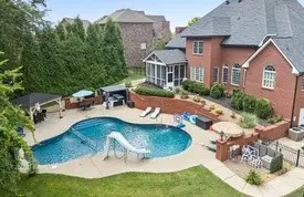 405 Lake Pointe Dr, Clarksville, TN 37043 - #2