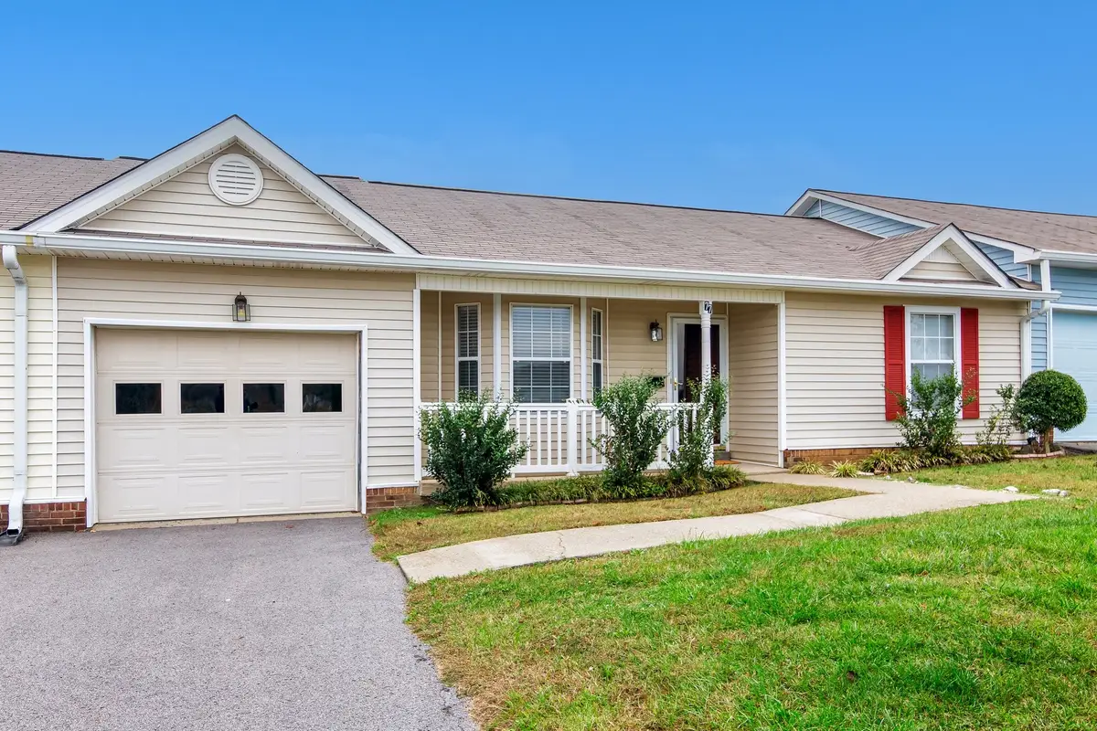 77 Rolling Meadows Dr, Goodlettsville, TN 37072 - #1
