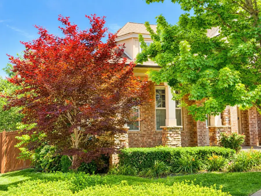 409 Valley Spring Dr, Mount Juliet, TN 37122 - #2