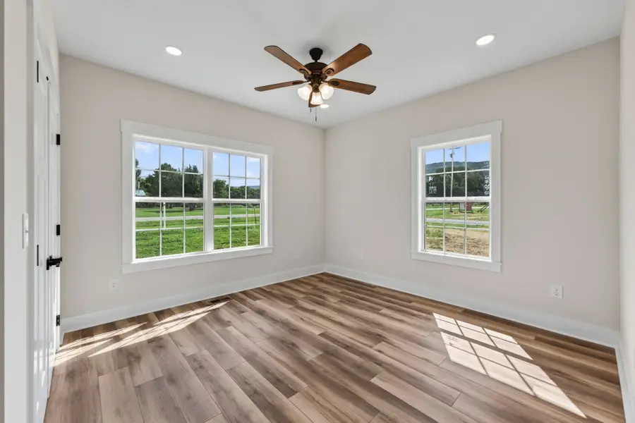 3607 Greenhaw Rd, Decherd, TN 37324 - #3