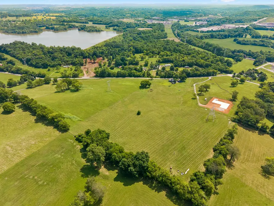 15 Theta Pike, Columbia, TN 38401 - #3