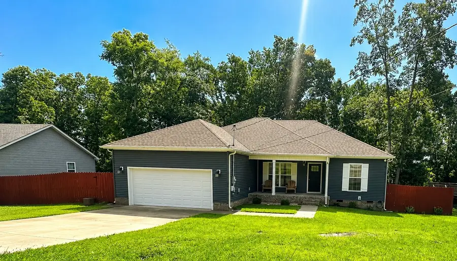 106 Doak St, Shelbyville, TN 37160 - #3