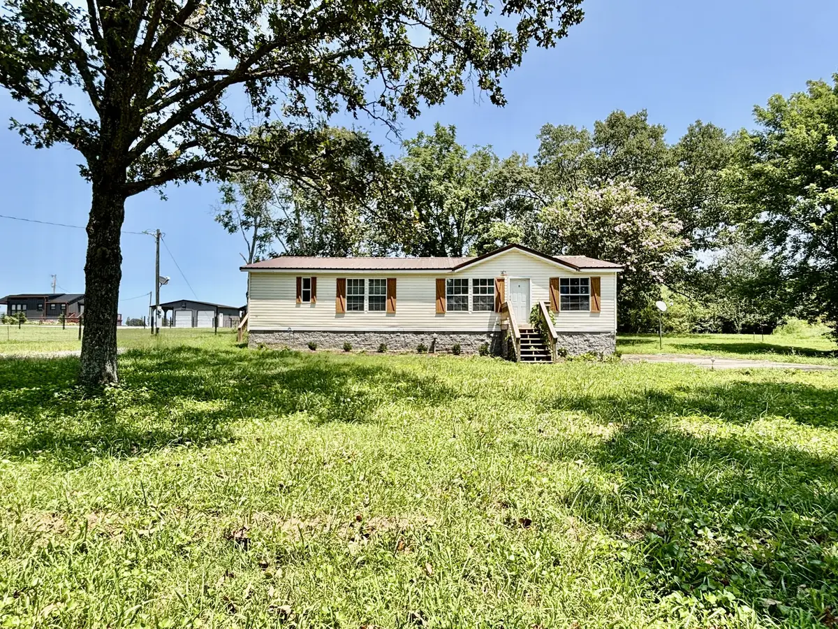 4816 Old Salem Lexie Rd, Belvidere, TN 37306 - #1