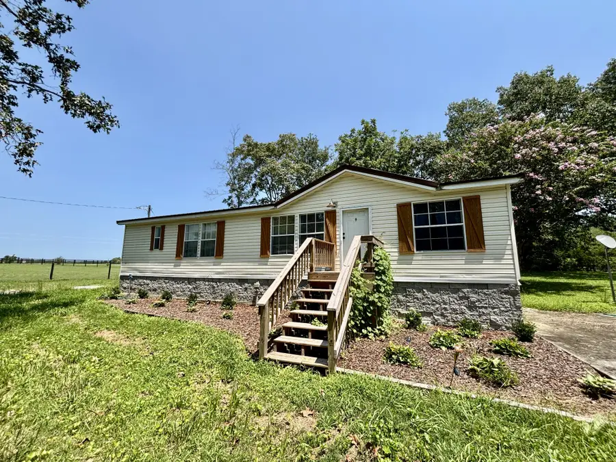4816 Old Salem Lexie Rd, Belvidere, TN 37306 - #3
